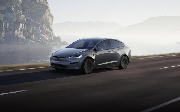 Tesla Model X Plaid