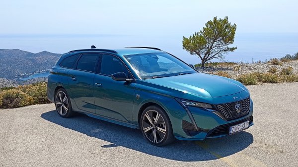 Peugeot 308 SW Hybrid 225 e-EAT8 GT