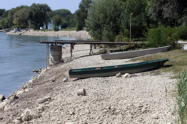 Jezero Hidroelektrane Dubrava