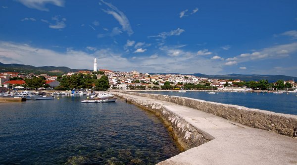 Razmazite se tradicionalnim tretmanima u ugodnoj klimi.  