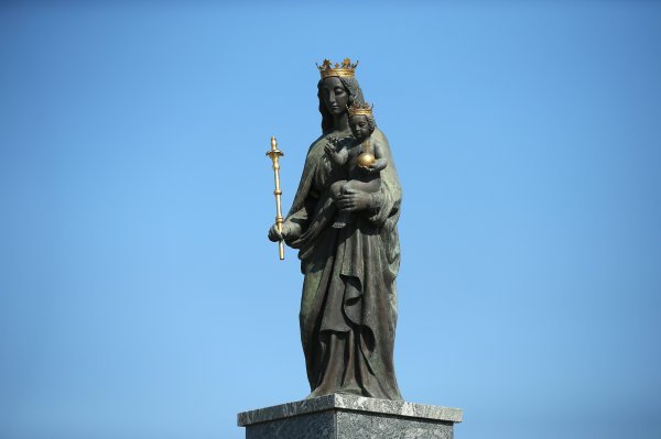 Središnje misno slavlje u marijanskom svetištu Aljmaš za blagdan Velike Gospe