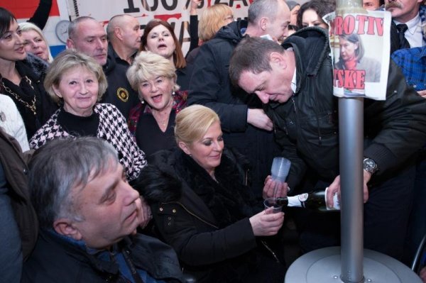 Kolinda Grabar Kitarović u šatoru na Savskoj Davor Puklavec/Pixsell