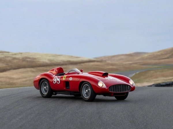 Ferrari 410 Sport Spider by Scaglietti iz 1955.