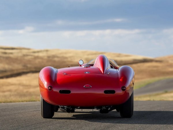 Ferrari 410 Sport Spider by Scaglietti iz 1955. prodan je na aukciji za 22.005.000 dolara