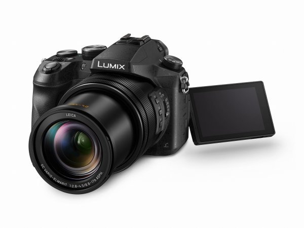 LUMIX FZ2000 Panasonic