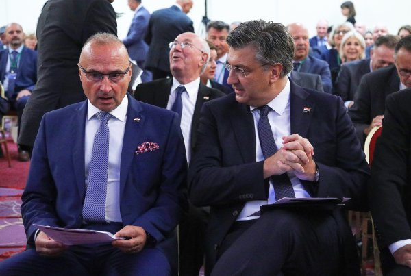 Konferencija veleposlanika, generalnih konzula i vojnih izaslanika Republike Hrvatske