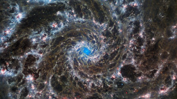 Snimka galaksije M74 snimljena teleskopom James Webb