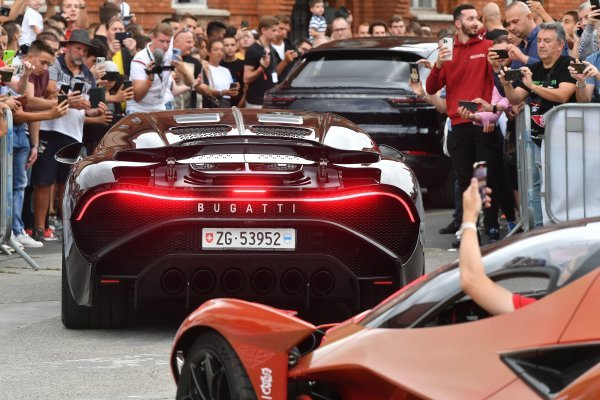 Ceremonija predstavljanja ekskluzivnih automobila na prvom danu SOC Croatia 2022