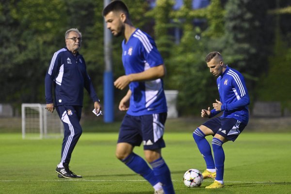 Dinamov trening pred utakmicu protiv Chelseaja