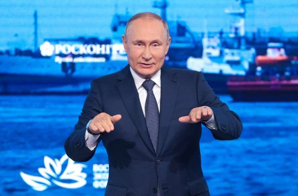 Vladiir Putin na Istočnom ekonomskom forumu