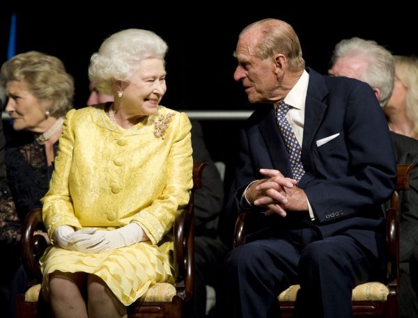 Kraljica Elizabeta II i princ Philip