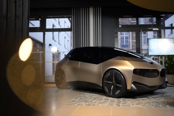 BMW i-Vision Circular koncept