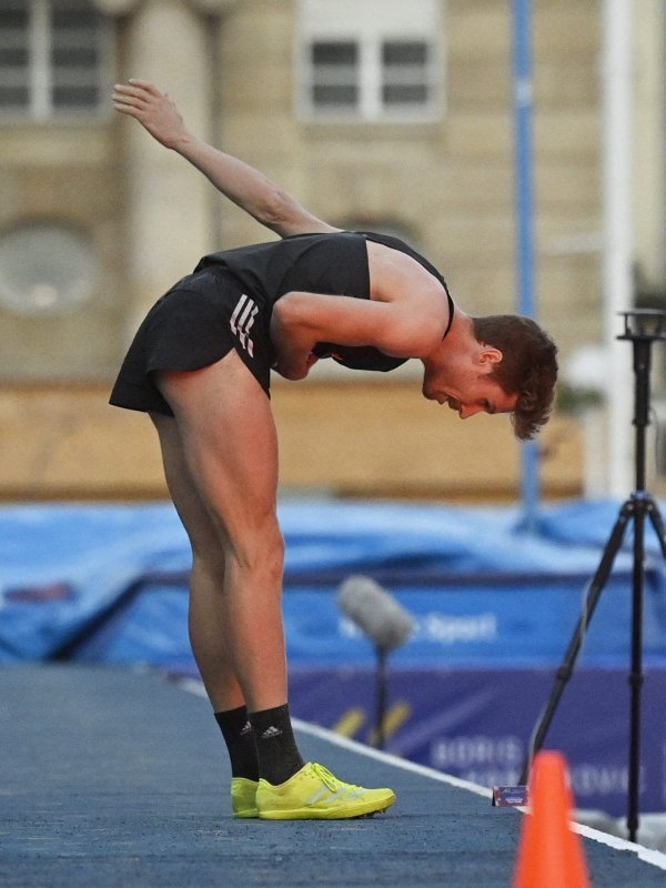 Skok u dalj na Hanžeku