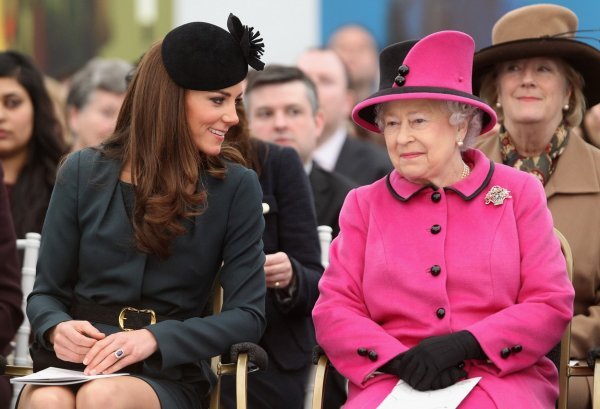 Kate Middleton i kraljica Elizabeta II.