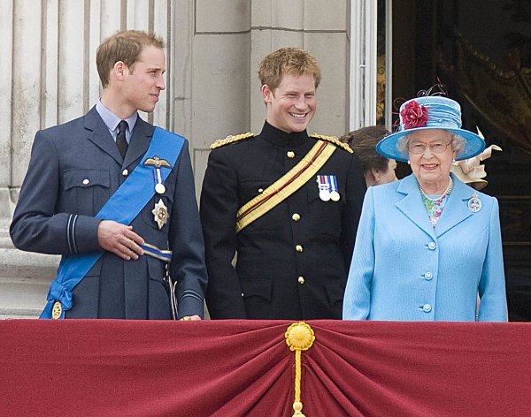 Princ Harry i kraljica Elizabeta II