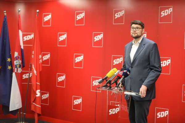 Peđa Grbin