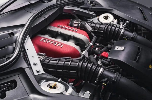 Ferrari Purosangue, 6,5-litreni V12 atmosferski motor