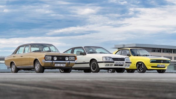 Opel Commodore GS/E, Opel Monza GSE i Opel Manta GSe (slijeva na desno)