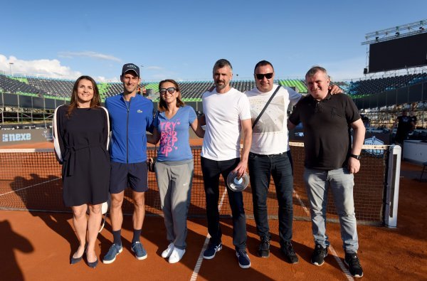 Novak Đoković u Zadru u društvu predsjednice HTS-a Nikoline Babić, Gorana Ivaniševića, Ive Majoli i Denisa Karlovića