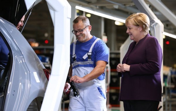 Bivša kancelarka Angela Merkel lobirala je za dizel