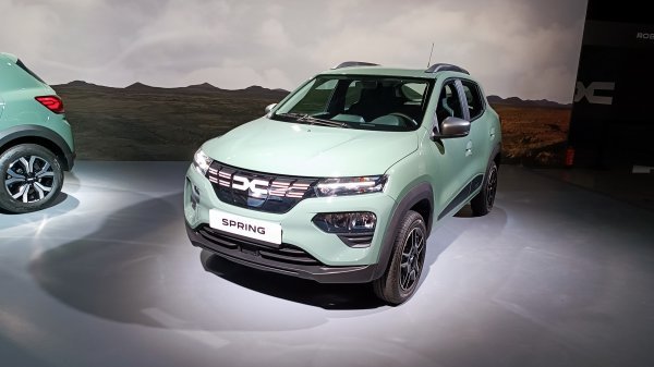 Dacia okreće novi list: Bili smo danima marke u Parizu u rujnu 2022.