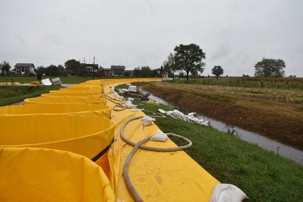 Visoki vodostaji Kupe i Korane