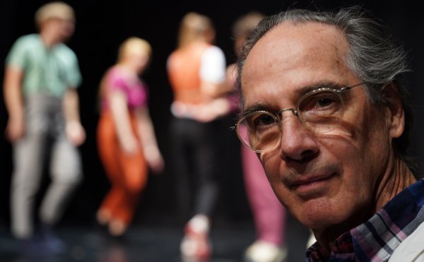 Shiner u Ludoj kući, priprema predstave