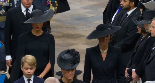 Princ George, Meghan Markle, Kate Middleton