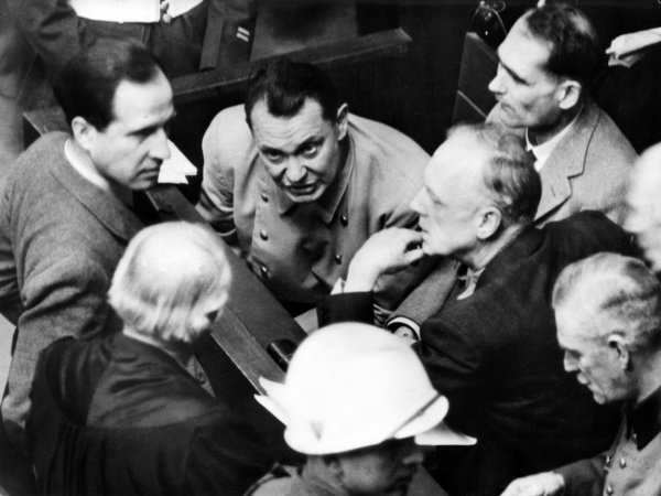 Hermann Göring, Rudolf Hess i Joachim von Ribbentrop na suđenjima u Nürnbergu