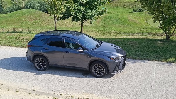 Lexus NX 450h+ F Sport AWD 5D E-CVT