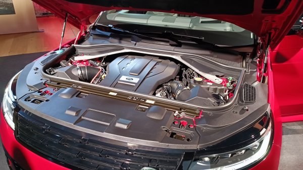 Range Rover Sport V8 Twin Turbo 530 KS: hrvatska premijera