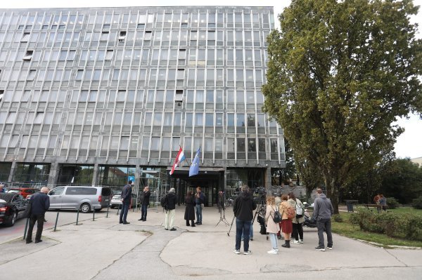 Obilježena obljetnica ubojstva triju žena na Općinskom sudu 1999.