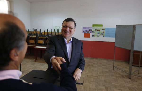 Jose Manuel Barroso na biralištu u Lisabonu Reuters