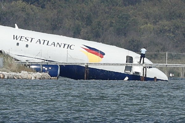 Boeing 737 West Atlantic