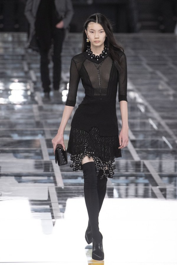 Givenchy - jesen/zima 2022./2023.