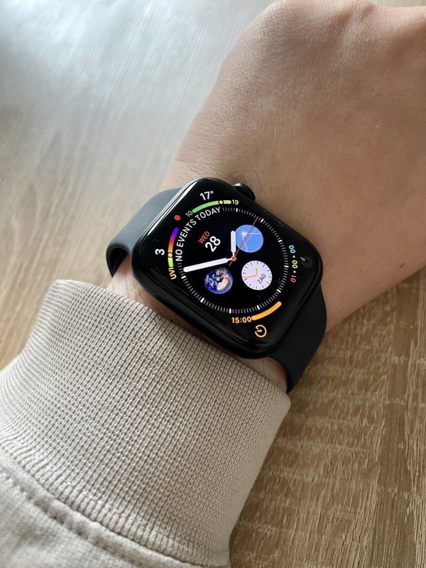 Apple Watch Series 8
