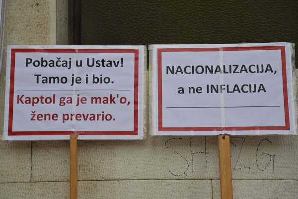 Prosvjed Radničke fronte ispred HDZ-a