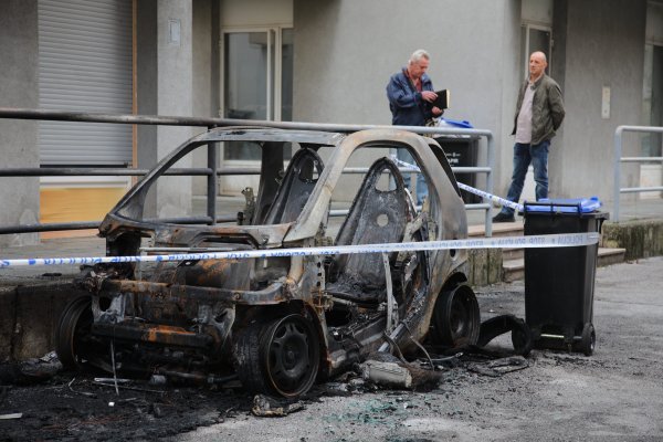 Požar u Počiteljskoj ulici na Trešnjevci