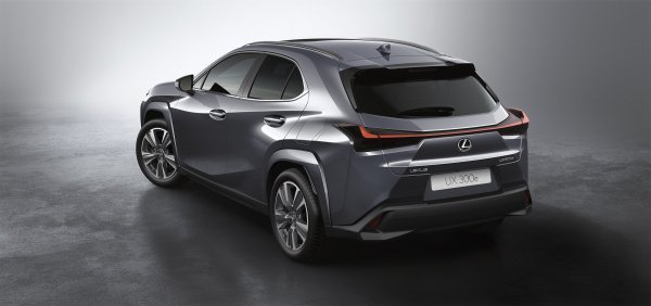 Unaprijeđeni Lexus UX 300e