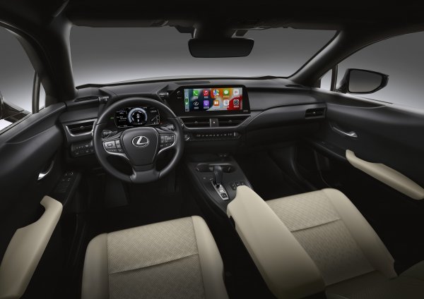 Lexus UX 300e ima novi multimedijski sustav lakši za korištenje, sa zaslonom osjetljivim na dodir koji zamjenjuje touchpad