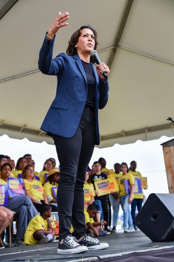 Političari u tenisicama