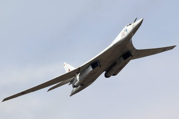 Tu-160