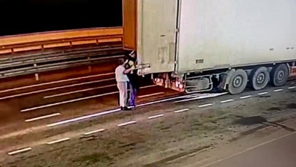 Kamion koji je navodno bio eksploziv