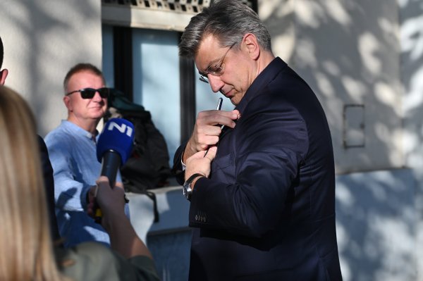 Dolazak na sjednicu šireg Predsjedništva HDZ-a