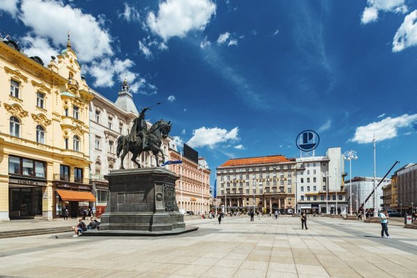 Trg bana Josipa Jelačić