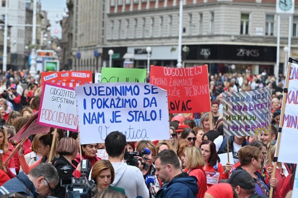 Prosvjed zaposlenih u dječjim vrtićima
