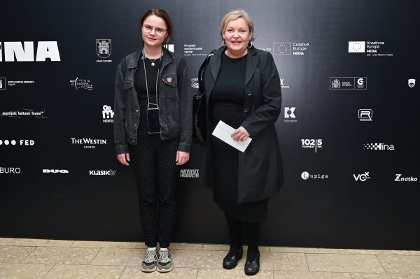 Ksenija Marinković, Korana Ugrina