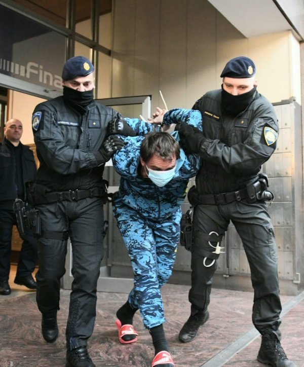 Uhićenje Romana Brnade