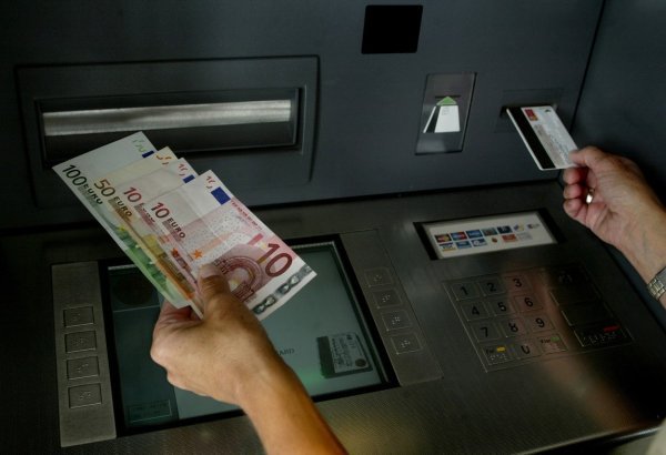 Na bankomatima drugih banaka bit će moguće dvaput mjesečno podići novac bez naknade