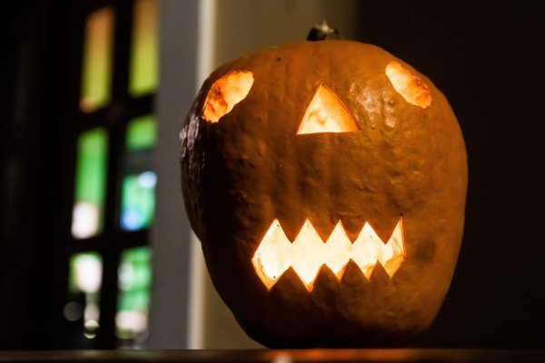 Halloween uoči blagdana Svih svetih